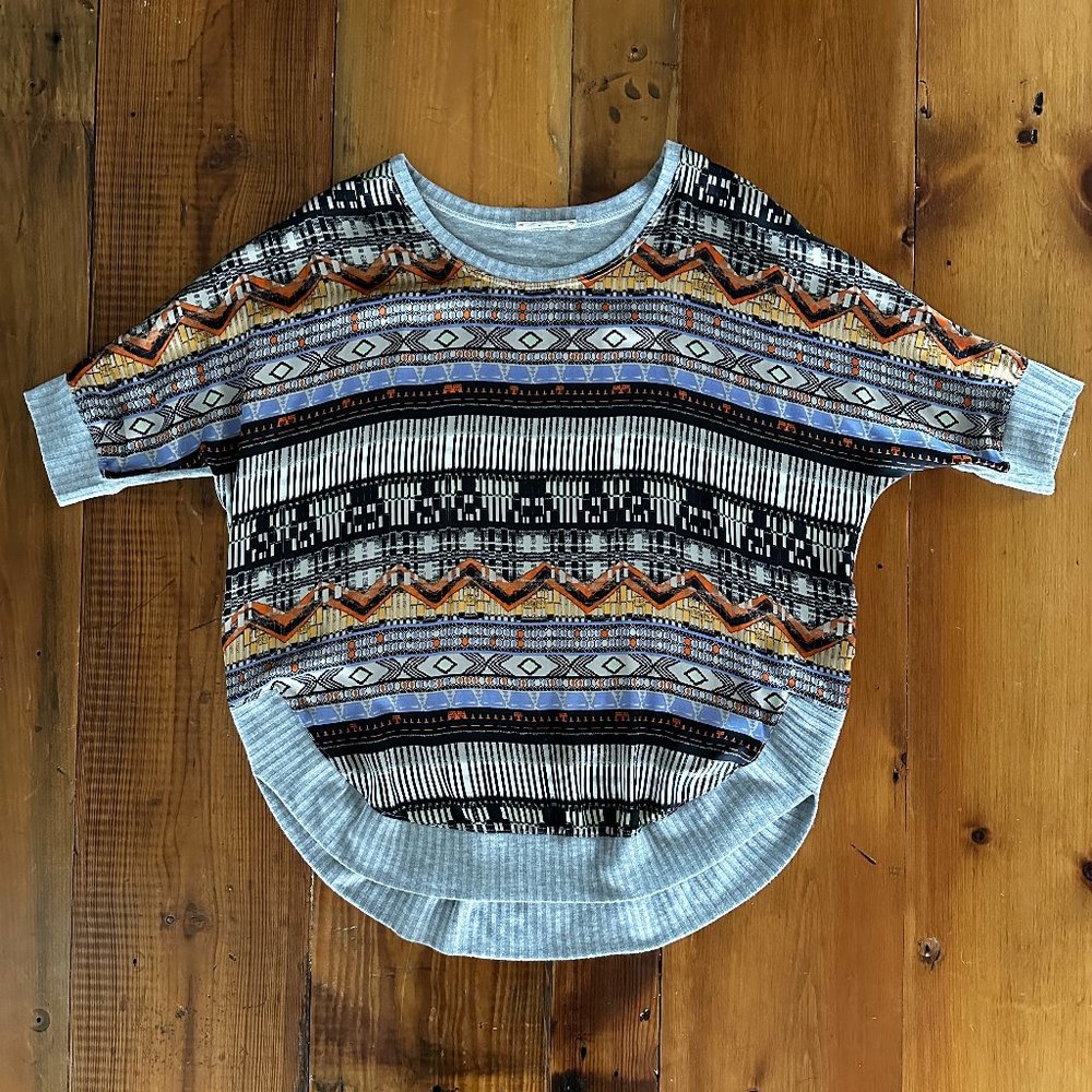 Ezra Loose Fit Contrast Fabric Boho Aztec Printed Top Medium